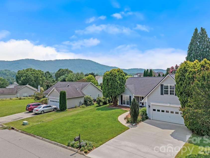 200 Planters Creek Road, Fletcher, NC 28732.  MLS# CAR4407264, YatesRealty ID 50908. 