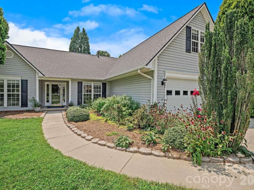 200 Planters Creek Road, Fletcher, NC 28732.  MLS# CAR4407264, YatesRealty ID 50908. 