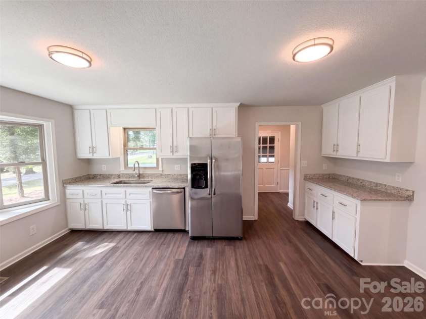 121 Goodman Circle, Concord, NC 28025.  MLS# CAR4424865, YatesRealty ID 50909. 