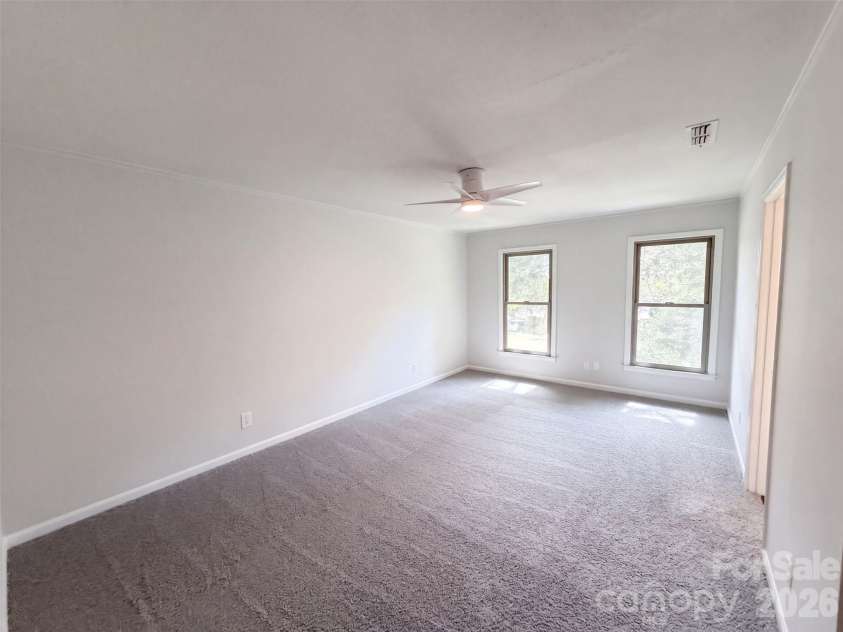 121 Goodman Circle, Concord, NC 28025.  MLS# CAR4424865, YatesRealty ID 50909. 