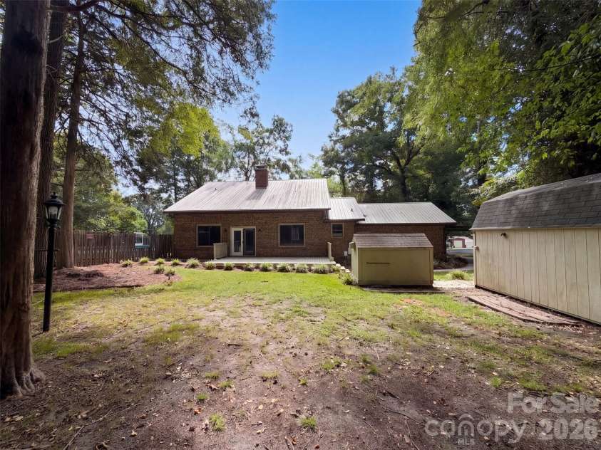 121 Goodman Circle, Concord, NC 28025.  MLS# CAR4424865, YatesRealty ID 50909. 