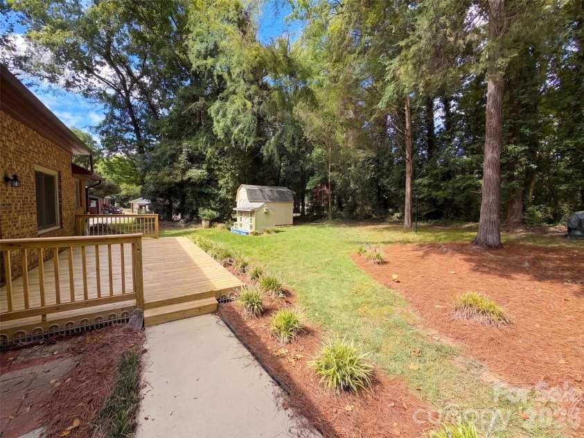 121 Goodman Circle, Concord, NC 28025.  MLS# CAR4424865, YatesRealty ID 50909. 