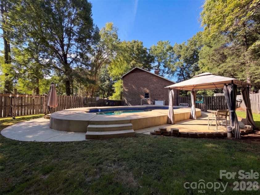 121 Goodman Circle, Concord, NC 28025.  MLS# CAR4424865, YatesRealty ID 50909. 