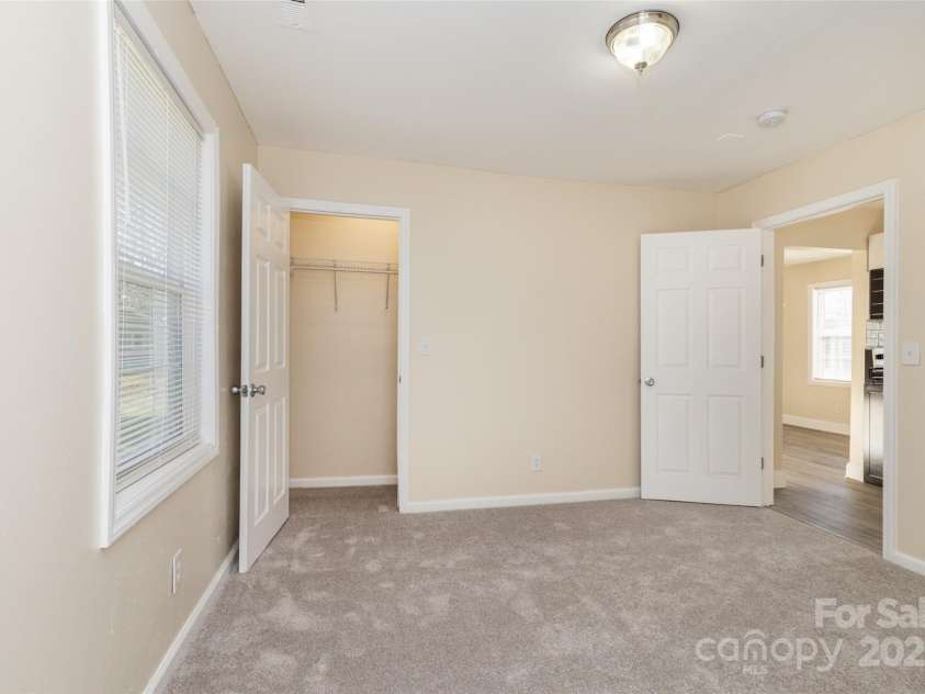 417 Baker Street Extension, Rock Hill, SC 29730.  MLS# CAR4221669, YatesRealty ID 5091. 