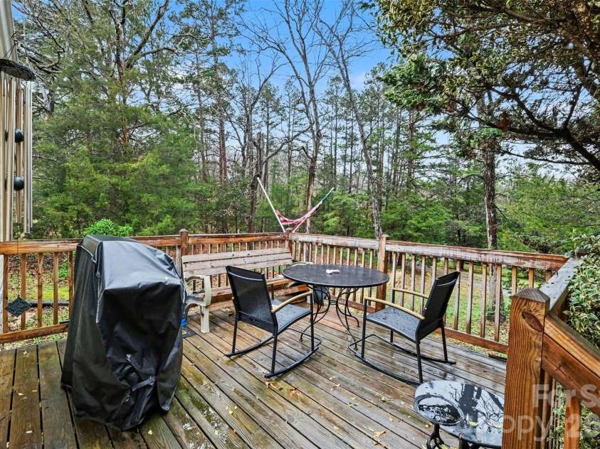 6107 RAINTREE Circle, Concord, NC 28027.  MLS# CAR4356905, YatesRealty ID 5091. 