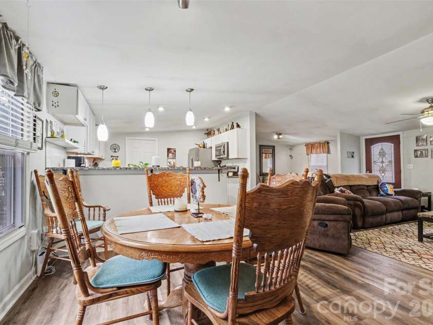 6107 RAINTREE Circle, Concord, NC 28027.  MLS# CAR4356905, YatesRealty ID 5091. 