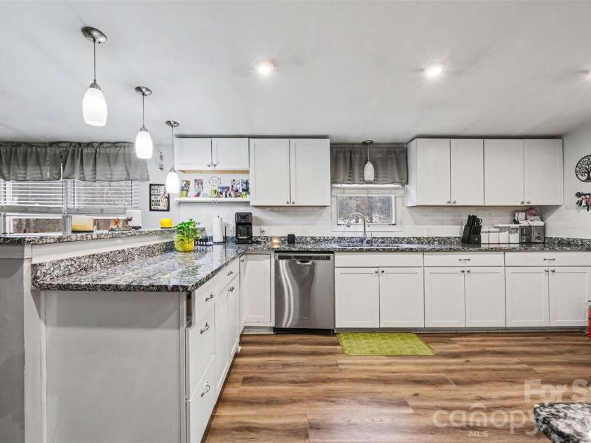 6107 RAINTREE Circle, Concord, NC 28027.  MLS# CAR4356905, YatesRealty ID 5091. 