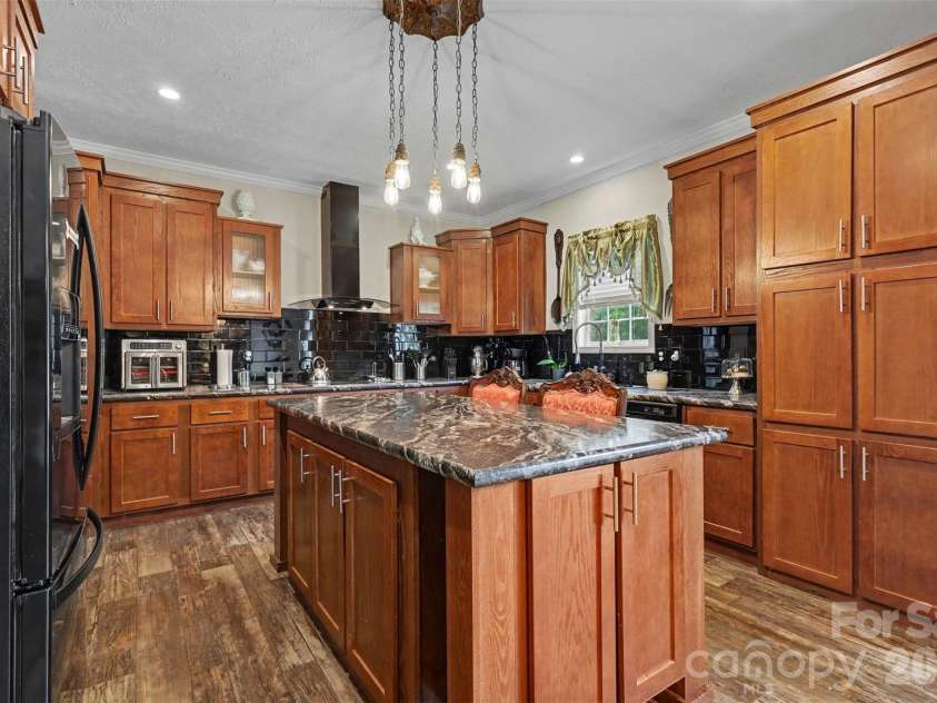 5780 Oak Street, Fort Lawn, SC 29714.  MLS# CAR4424810, YatesRealty ID 50911. 