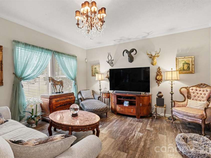 5780 Oak Street, Fort Lawn, SC 29714.  MLS# CAR4424810, YatesRealty ID 50911. 
