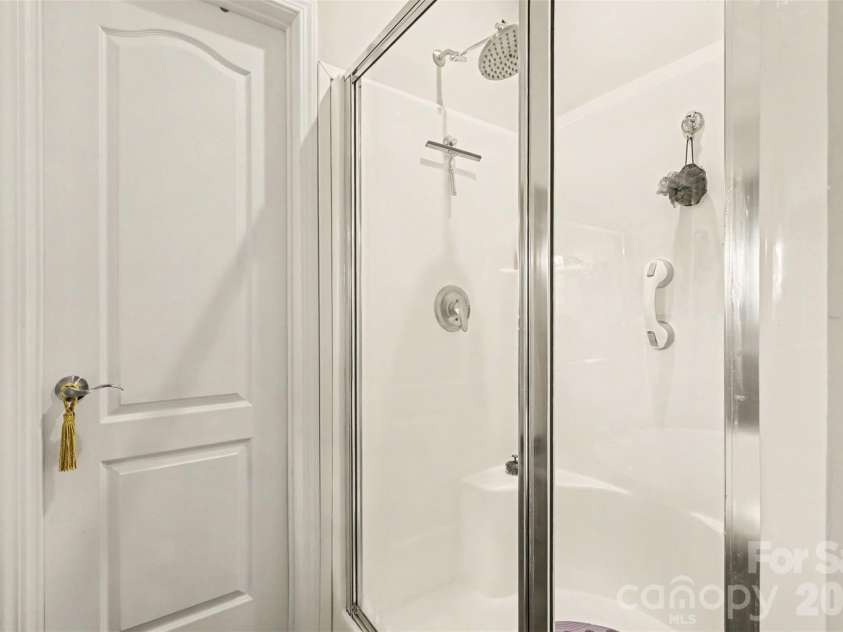 5780 Oak Street, Fort Lawn, SC 29714.  MLS# CAR4424810, YatesRealty ID 50911. 
