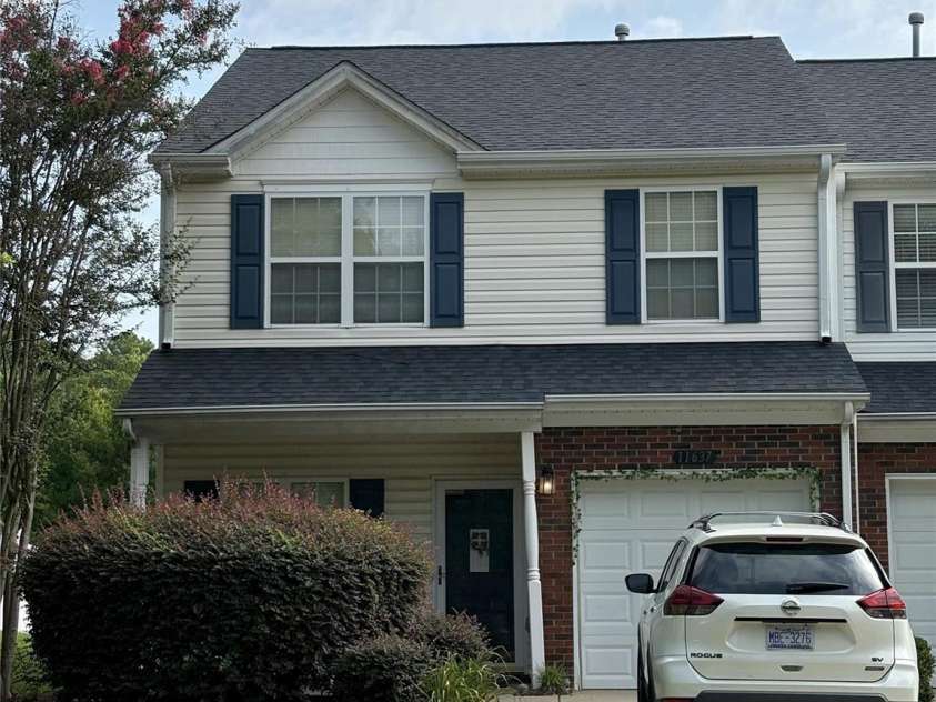 11637 Coddington Ridge Drive, Charlotte, NC 28214.  MLS# CAR4400659, YatesRealty ID 50913. 