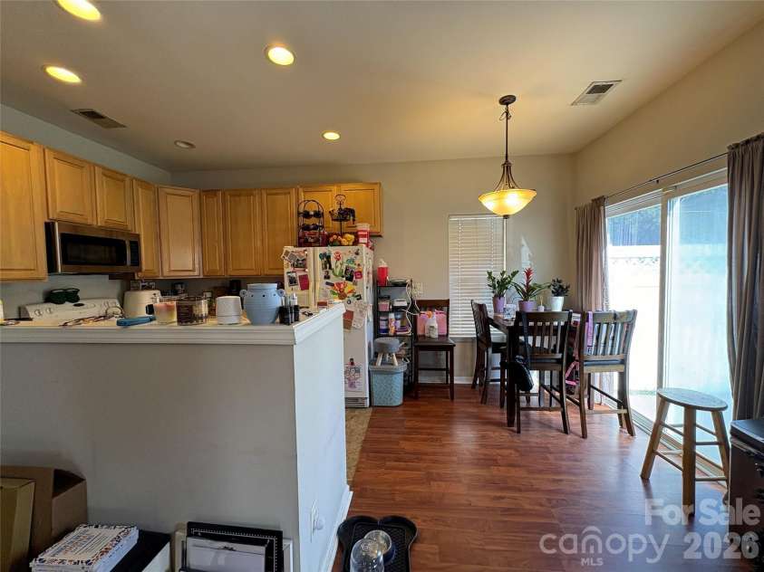 11637 Coddington Ridge Drive, Charlotte, NC 28214.  MLS# CAR4400659, YatesRealty ID 50913. 