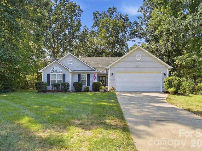 2212 Ryefield Way, Monroe, NC 28112.  MLS# CAR4424828, YatesRealty ID 50914. 