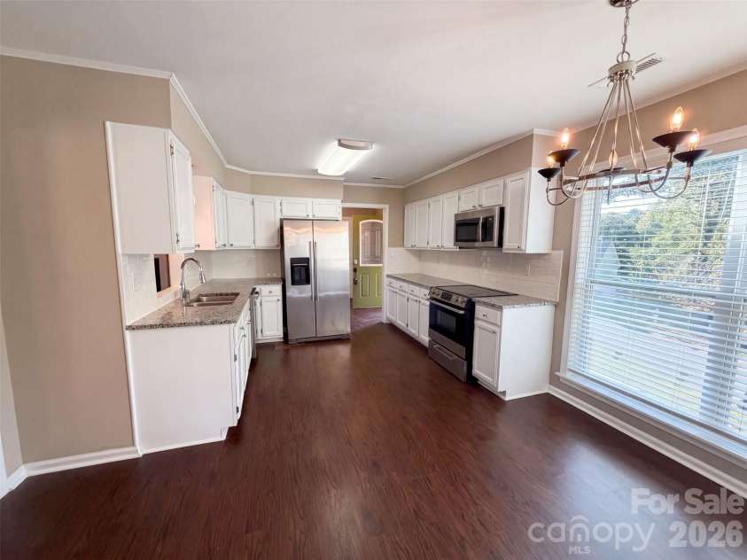 6009 Lanai Lane, Tega Cay, SC 29708.  MLS# CAR4424884, YatesRealty ID 50916. 