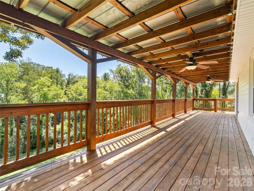 483 Thompson Street, Canton, NC 28716.  MLS# CAR4424582, YatesRealty ID 50917. 