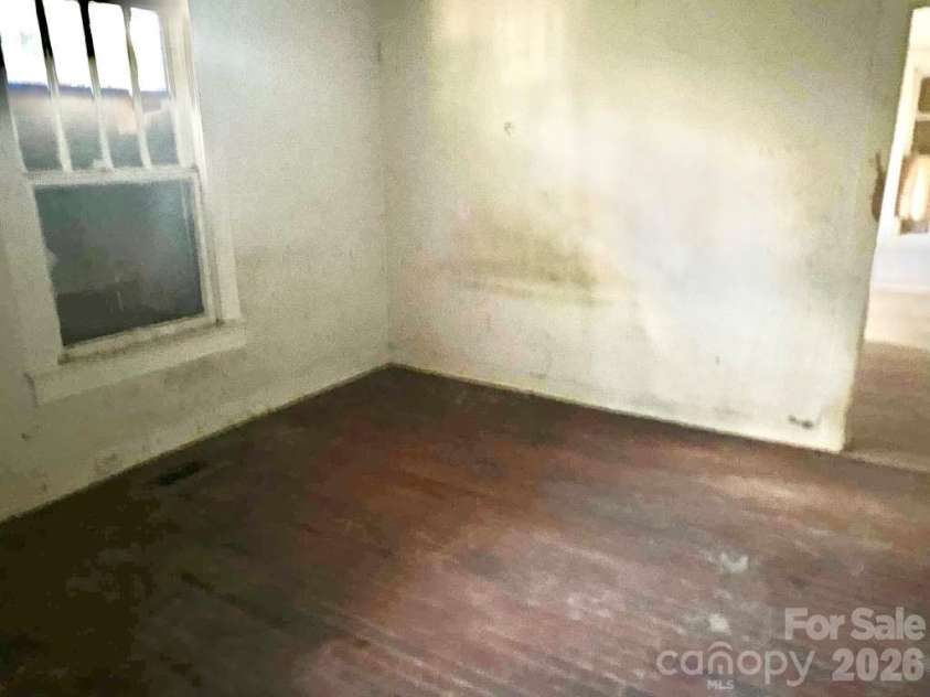 709 Douglas Street, Shelby, NC 28150.  MLS# CAR4424905, YatesRealty ID 50919. 