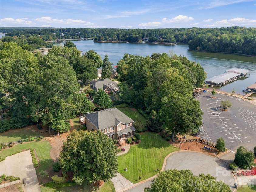 217 Commodore Court, Belmont, NC 28012.  MLS# CAR4423648, YatesRealty ID 50920. 