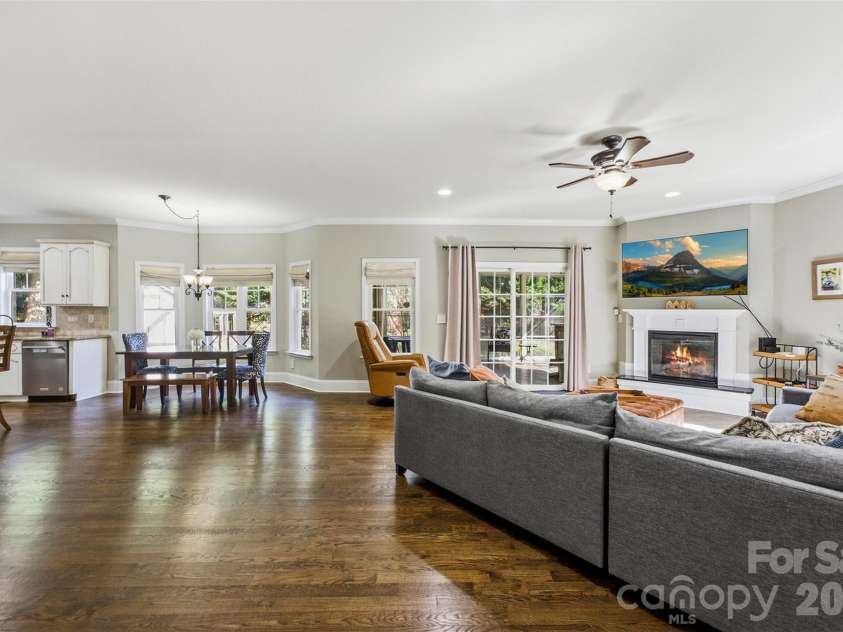 217 Commodore Court, Belmont, NC 28012.  MLS# CAR4423648, YatesRealty ID 50920. 
