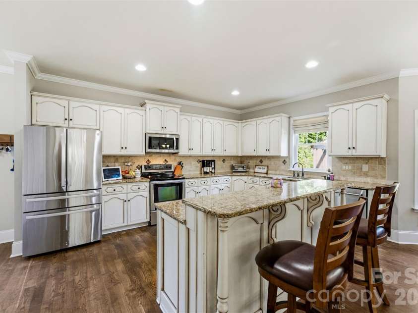 217 Commodore Court, Belmont, NC 28012.  MLS# CAR4423648, YatesRealty ID 50920. 