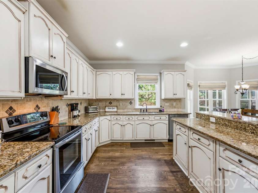 217 Commodore Court, Belmont, NC 28012.  MLS# CAR4423648, YatesRealty ID 50920. 