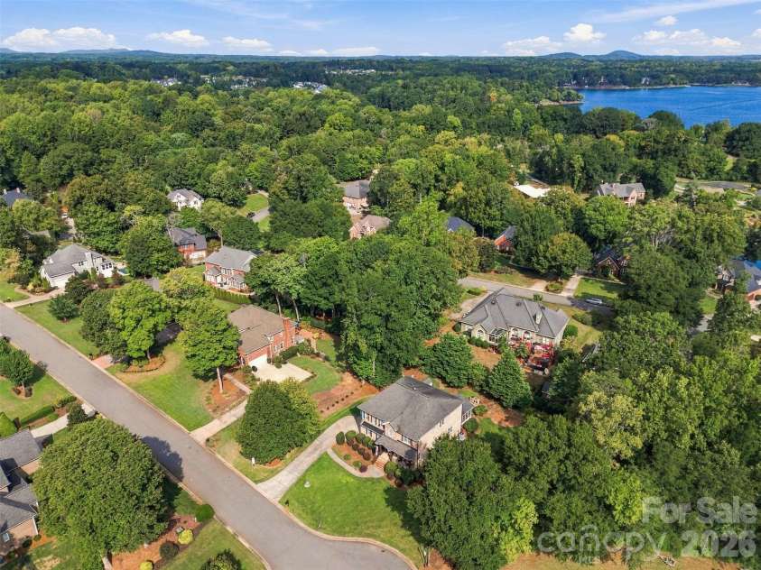 217 Commodore Court, Belmont, NC 28012.  MLS# CAR4423648, YatesRealty ID 50920. 