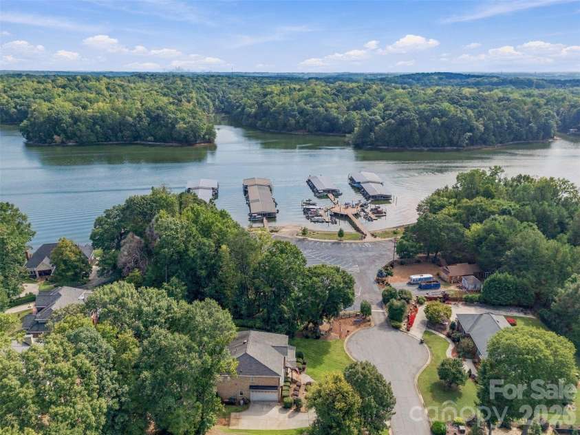 217 Commodore Court, Belmont, NC 28012.  MLS# CAR4423648, YatesRealty ID 50920. 