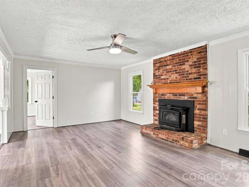 1245 Parris Road, Rock Hill, SC 29732.  MLS# CAR4424017, YatesRealty ID 50921. 