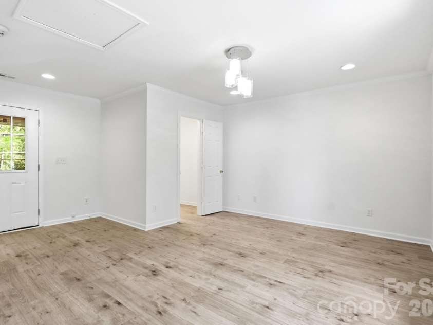 6324 Saddlewood Drive, Waxhaw, NC 28173.  MLS# CAR4409886, YatesRealty ID 50922. 