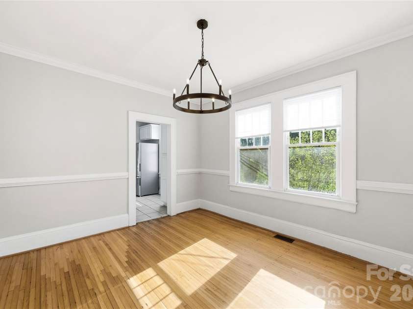 700 Concordia Avenue, Charlotte, NC 28206.  MLS# CAR4424791, YatesRealty ID 50925. 