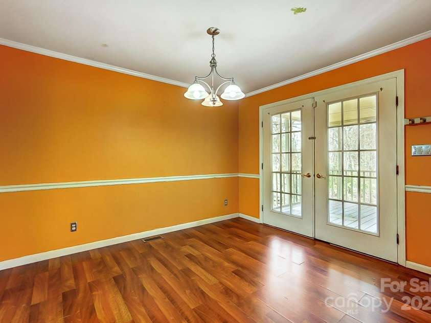 1142 Canterbury Drive, Lancaster, SC 29720.  MLS# CAR4234837, YatesRealty ID 5093. 