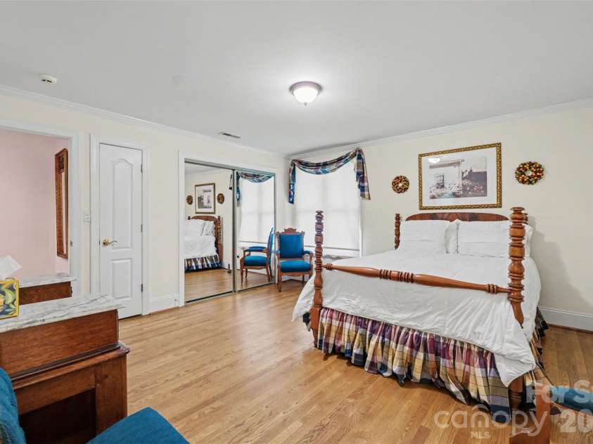 746 Grandview Drive, Concord, NC 28025.  MLS# CAR4357995, YatesRealty ID 5093. 