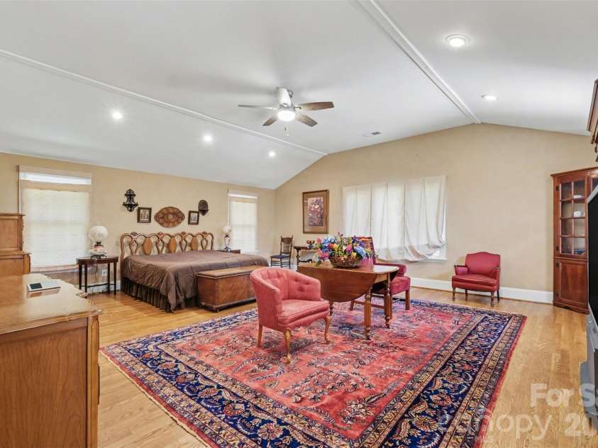 746 Grandview Drive, Concord, NC 28025.  MLS# CAR4357995, YatesRealty ID 5093. 