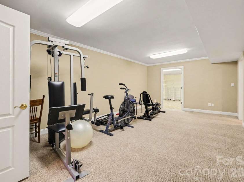 746 Grandview Drive, Concord, NC 28025.  MLS# CAR4434570, YatesRealty ID 5093. 