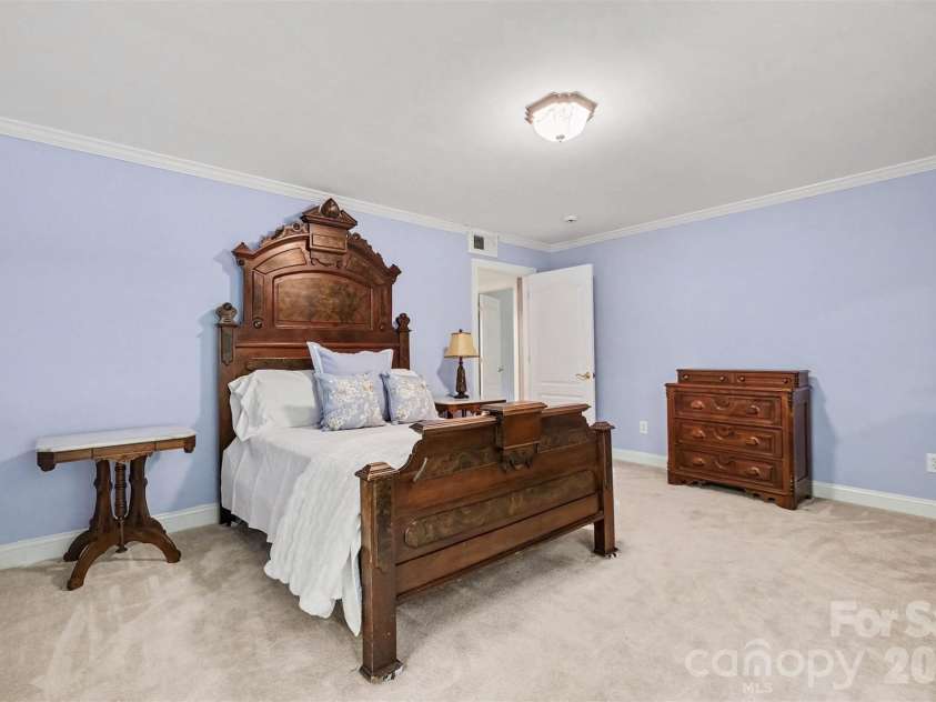 746 Grandview Drive, Concord, NC 28025.  MLS# CAR4434570, YatesRealty ID 5093. 