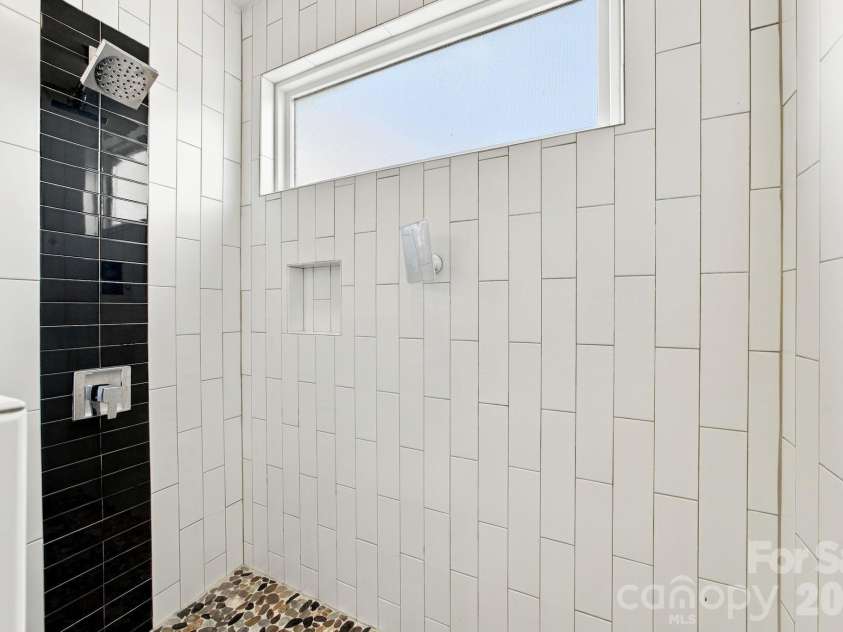 1436 Church Street, Charlotte, NC 28203.  MLS# CAR4407807, YatesRealty ID 50930. 