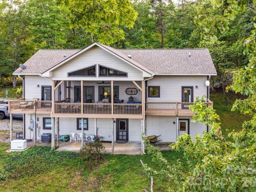 190 Tanglewood Trail, Lake Lure, NC 28746.  MLS# CAR4424886, YatesRealty ID 50932. 
