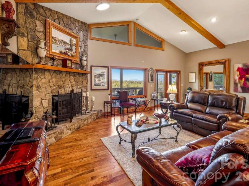 190 Tanglewood Trail, Lake Lure, NC 28746.  MLS# CAR4424886, YatesRealty ID 50932. 