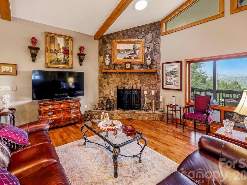 190 Tanglewood Trail, Lake Lure, NC 28746.  MLS# CAR4424886, YatesRealty ID 50932. 