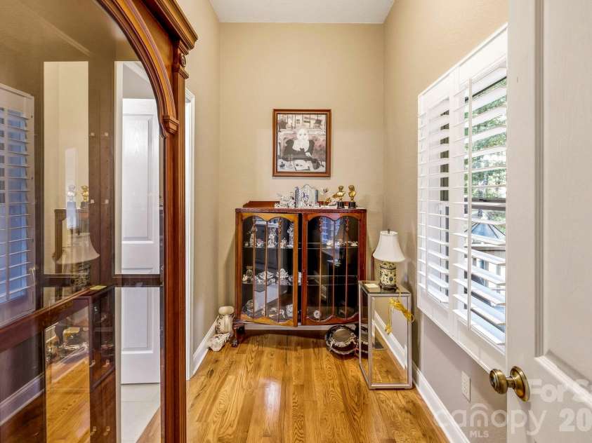 190 Tanglewood Trail, Lake Lure, NC 28746.  MLS# CAR4424886, YatesRealty ID 50932. 