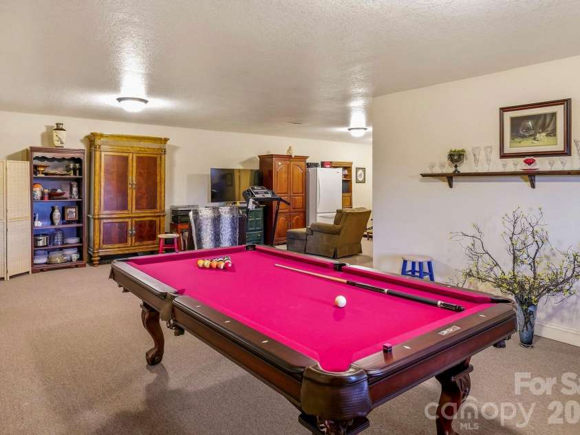 190 Tanglewood Trail, Lake Lure, NC 28746.  MLS# CAR4424886, YatesRealty ID 50932. 