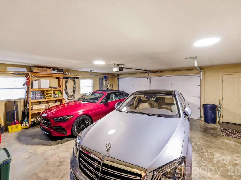 190 Tanglewood Trail, Lake Lure, NC 28746.  MLS# CAR4424886, YatesRealty ID 50932. 