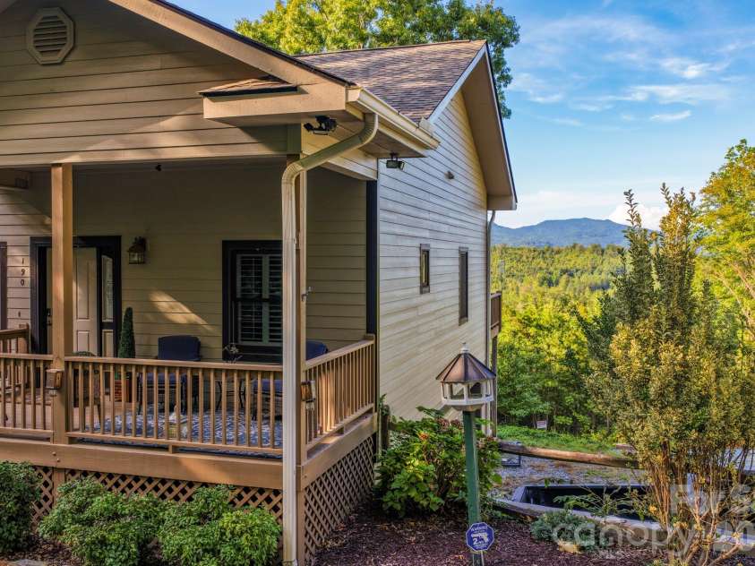 190 Tanglewood Trail, Lake Lure, NC 28746.  MLS# CAR4424886, YatesRealty ID 50932. 