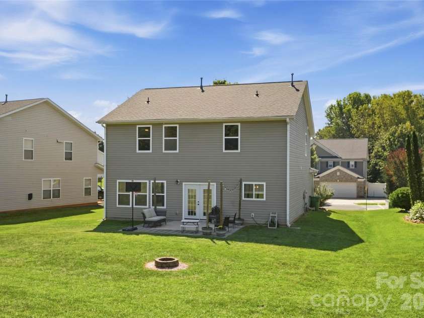 167 Ranlo Avenue, Gastonia, NC 28054.  MLS# CAR4424883, YatesRealty ID 50933. 