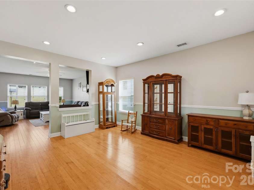 167 Ranlo Avenue, Gastonia, NC 28054.  MLS# CAR4424883, YatesRealty ID 50933. 