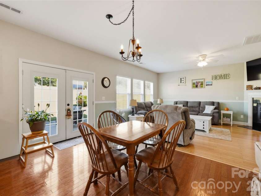 167 Ranlo Avenue, Gastonia, NC 28054.  MLS# CAR4424883, YatesRealty ID 50933. 