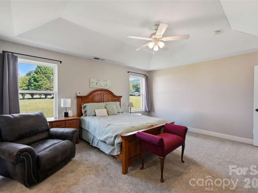 167 Ranlo Avenue, Gastonia, NC 28054.  MLS# CAR4424883, YatesRealty ID 50933. 