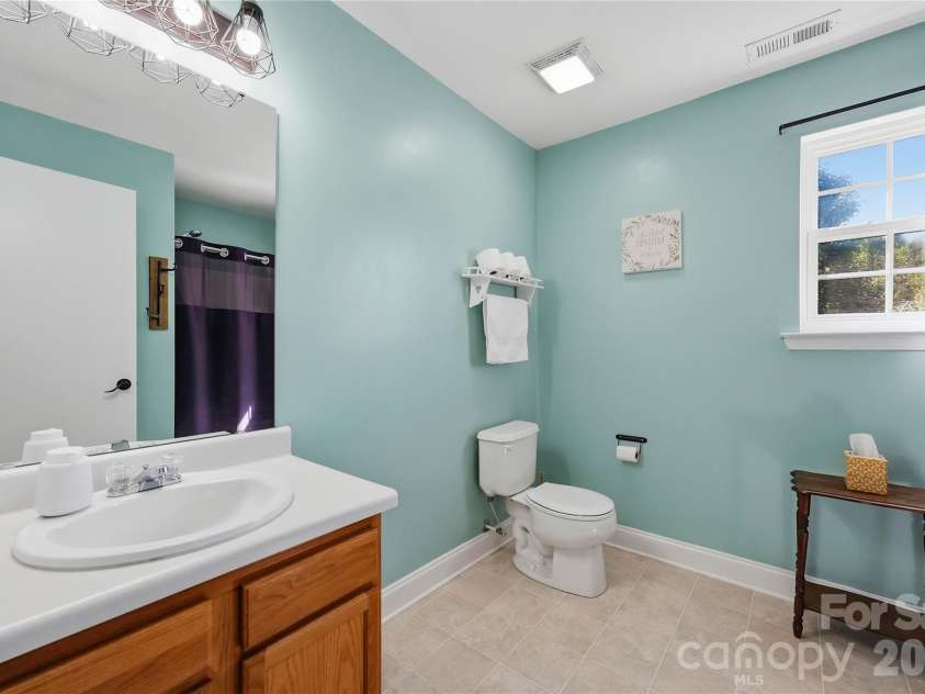 167 Ranlo Avenue, Gastonia, NC 28054.  MLS# CAR4424883, YatesRealty ID 50933. 
