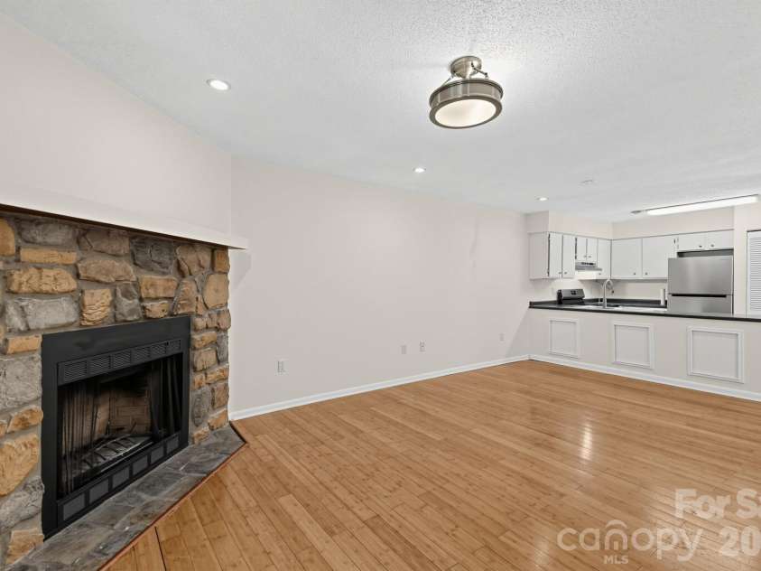 405 Harbison Boulevard, Columbia, SC 29212.  MLS# CAR4423817, YatesRealty ID 50934. 