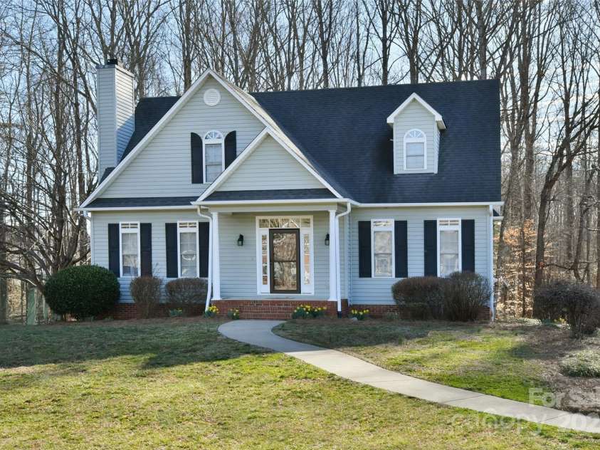 131 Covington Drive, Advance, NC 27006.  MLS# CAR4243803, YatesRealty ID 5094. 