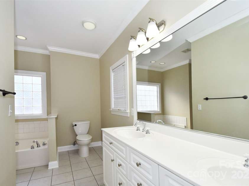 131 Covington Drive, Advance, NC 27006.  MLS# CAR4243803, YatesRealty ID 5094. 